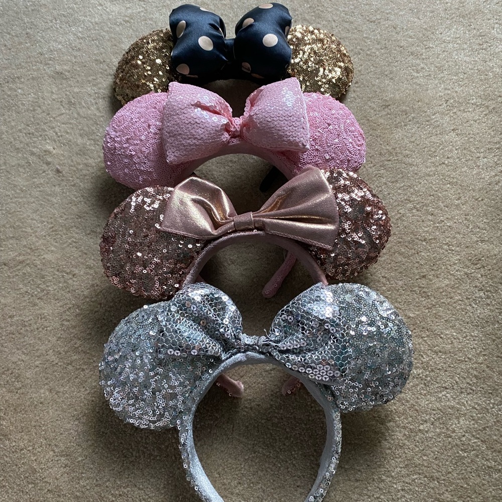 Lot of 4 Minnie Mouse ears